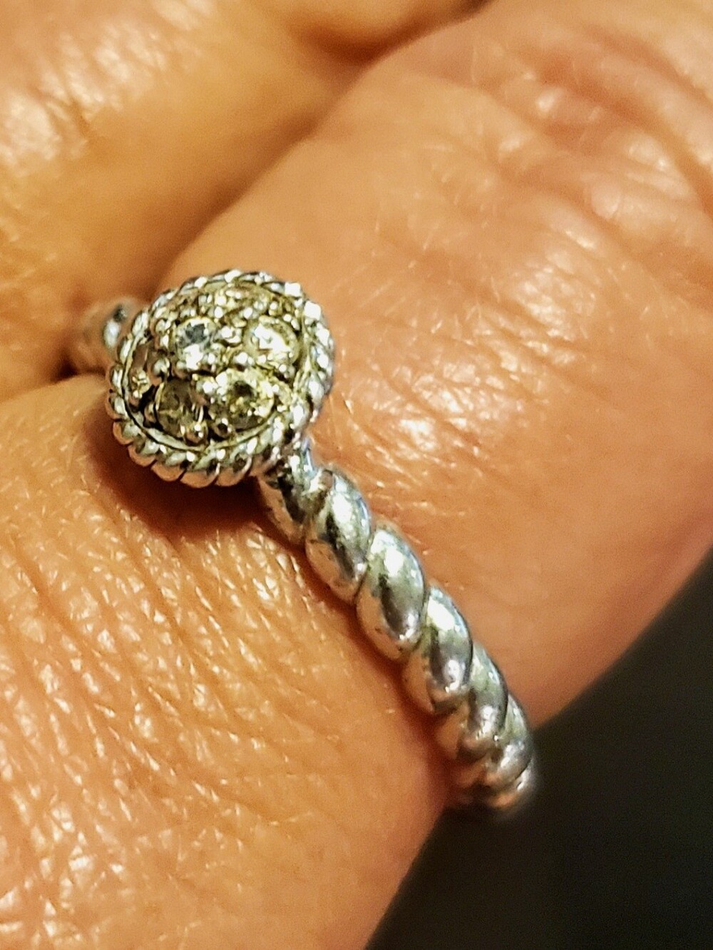 Judith Ripka 925 Sterling Silver Twisted Band Ring Cluster CZ Dome Stackable